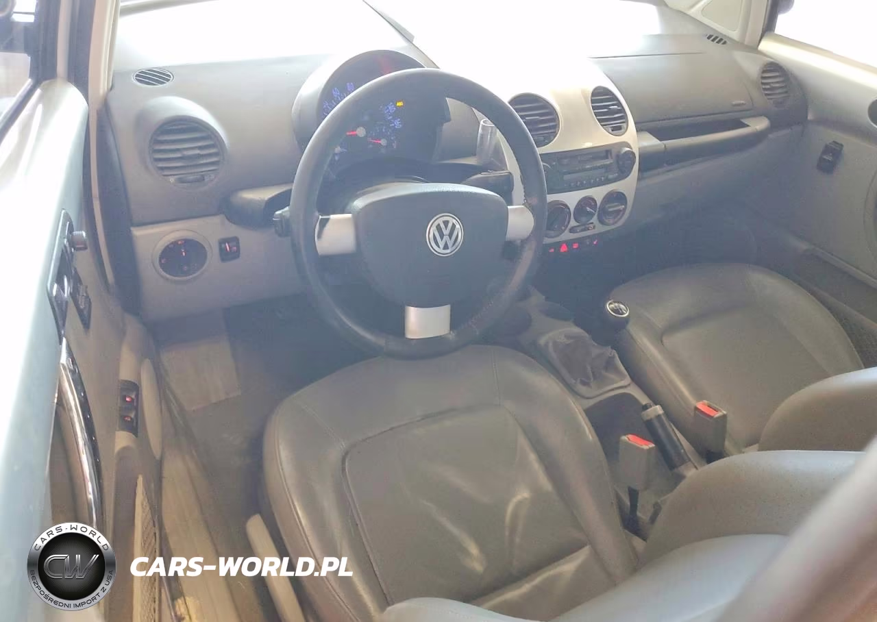 2000 Volkswagen New Beetle Glx VIN:3VWDD21C6YM495045 - 8