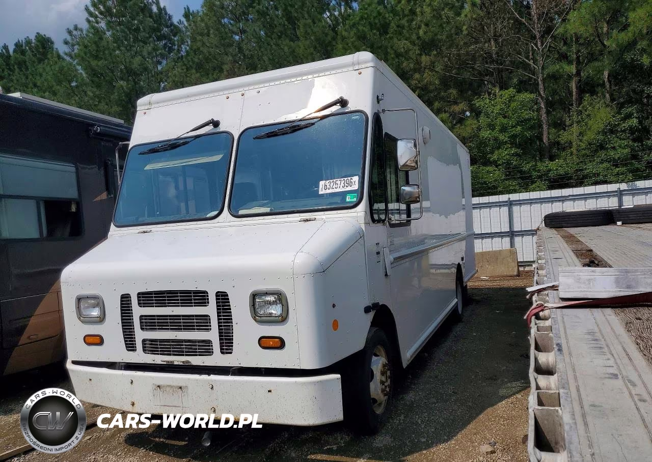 2014 Ford F59 Delivery Truck
