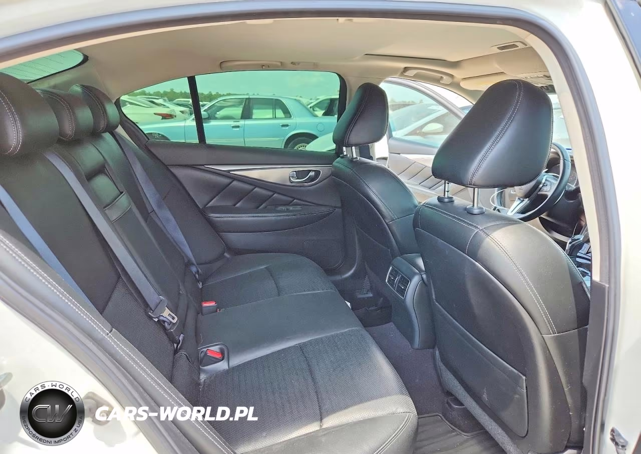 2019 Infiniti Q50 3.0T Signature Edition VIN:JN1EV7ARXKM590929 - 10