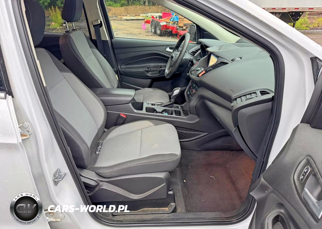 2019 Ford Escape Se VIN:1FMCU9GD6KUA84055 - 5