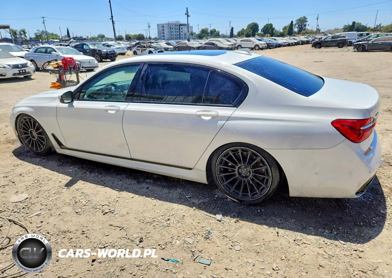 2016 BMW 750 Xi VIN:WBA7F2C57GG417114 - 2