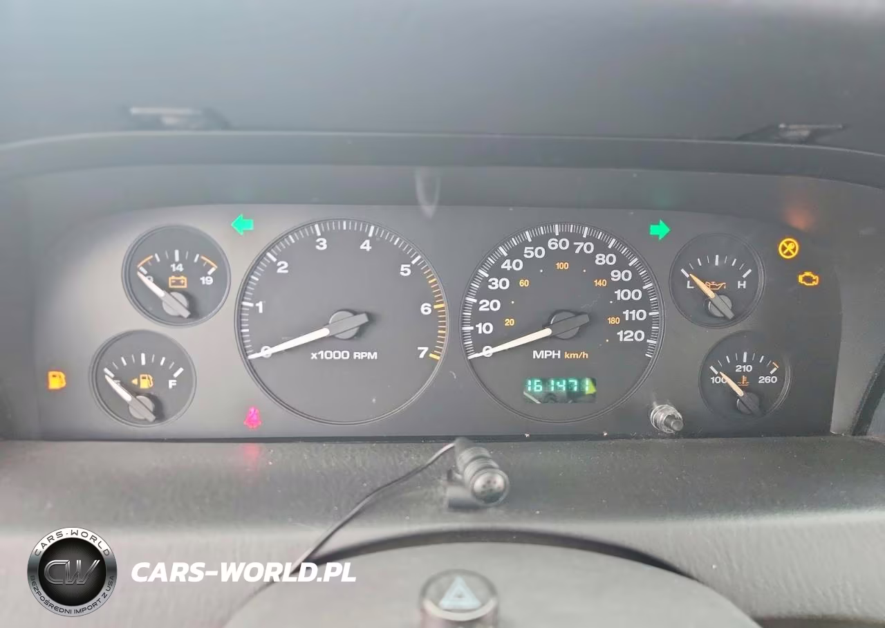 2004 Jeep Grand Cherokee Laredo VIN:1J4GW48S04C339351 - 9