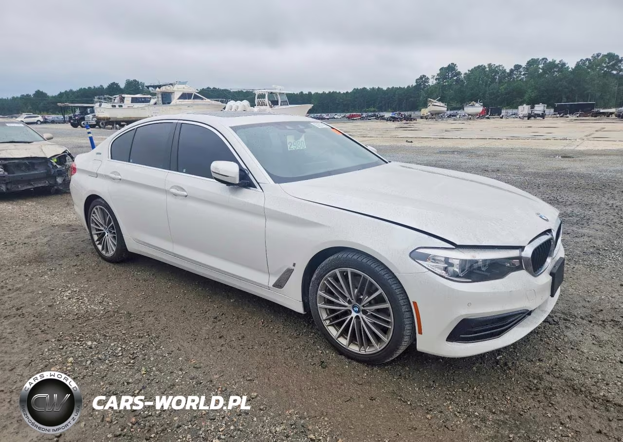 2019 BMW 530E VIN:WBAJA9C59KB254100 - 4