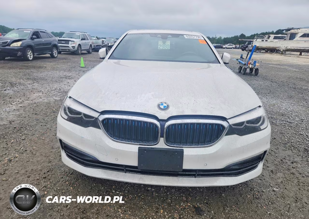 2019 BMW 530E VIN:WBAJA9C59KB254100 - 5