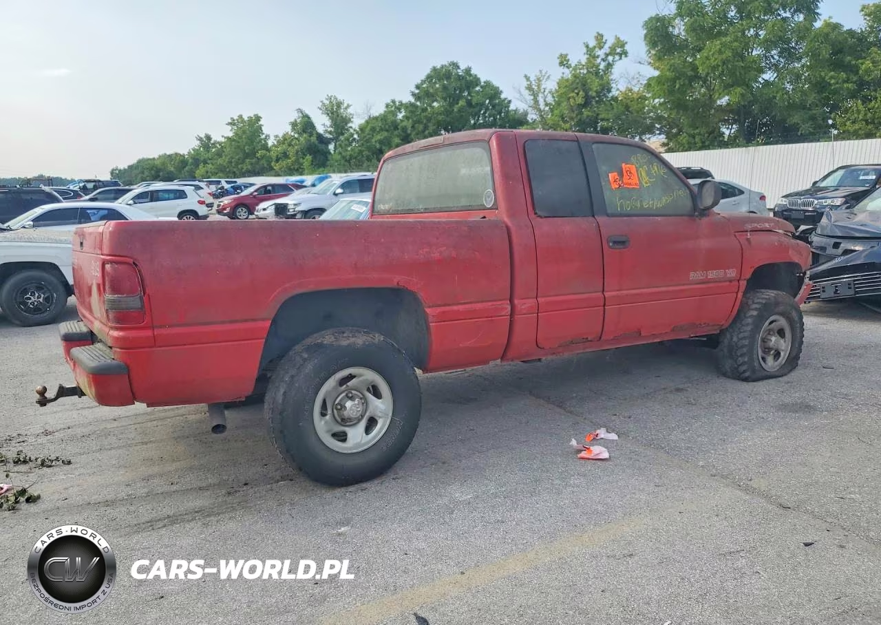 1999 Dodge Ram 1500 VIN:1B7HF13Y3XJ569440 - 3