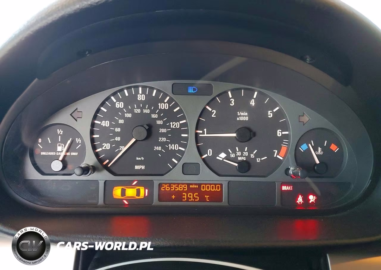 2004 BMW 325 It VIN:WBAEN33464EZ15576 - 9