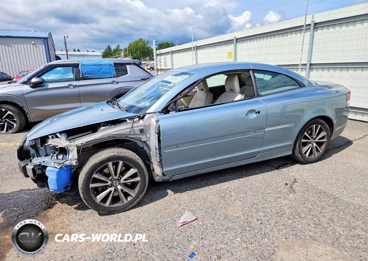2010 Volvo C70 T5