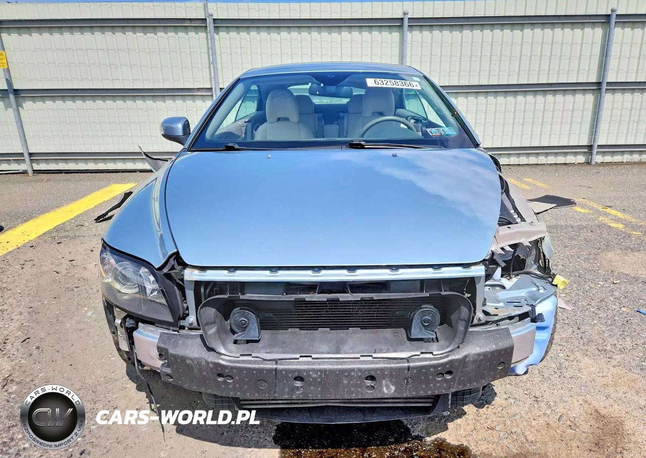 2010 Volvo C70 T5 VIN:YV1672MC3AJ091762 - 5
