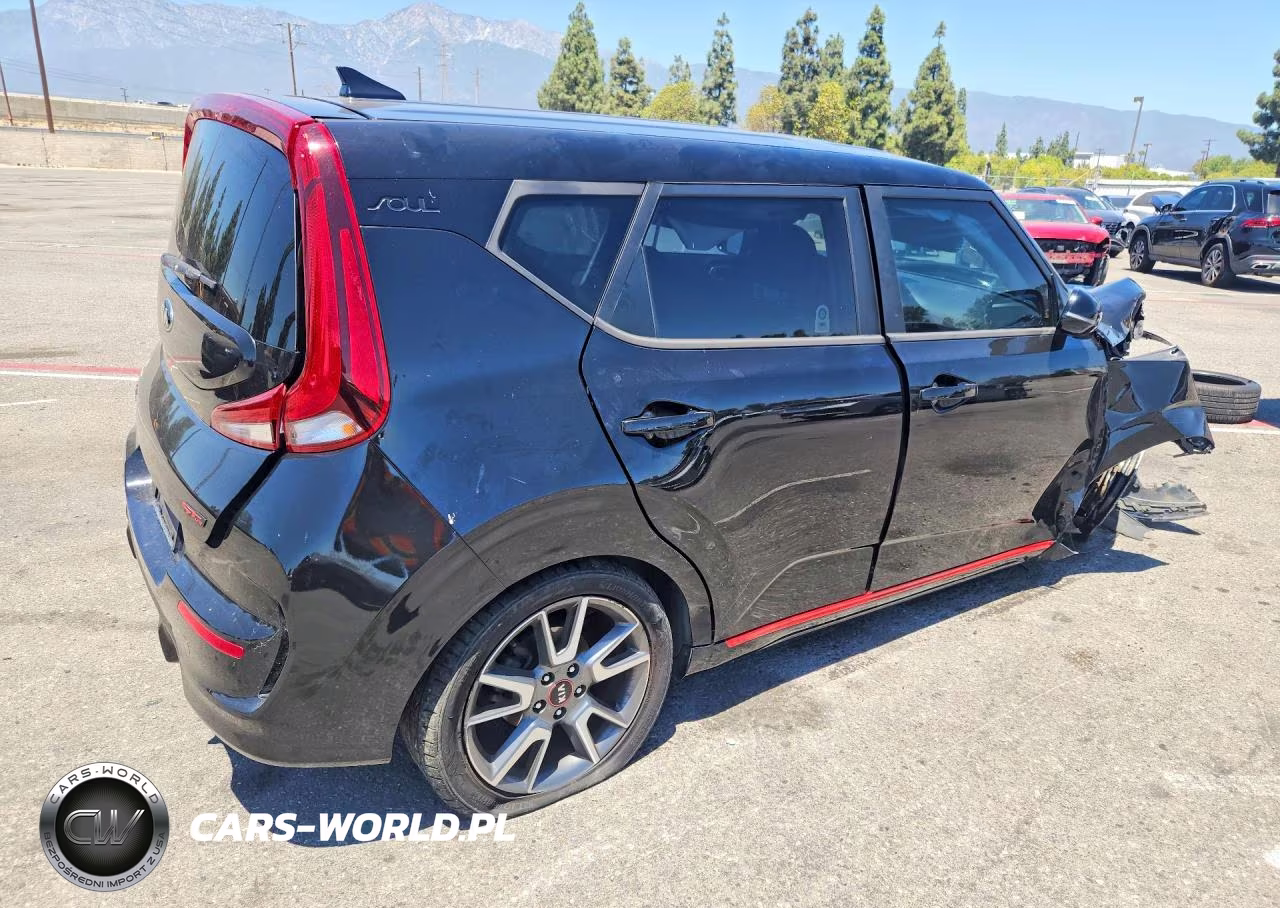 2020 Kia Soul Gt Line VIN:KNDJ63AU8L7720664 - 3