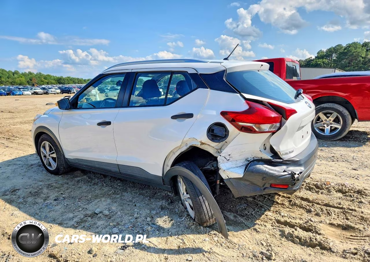 2019 Nissan Kicks S VIN:3N1CP5CU3KL536566 - 2