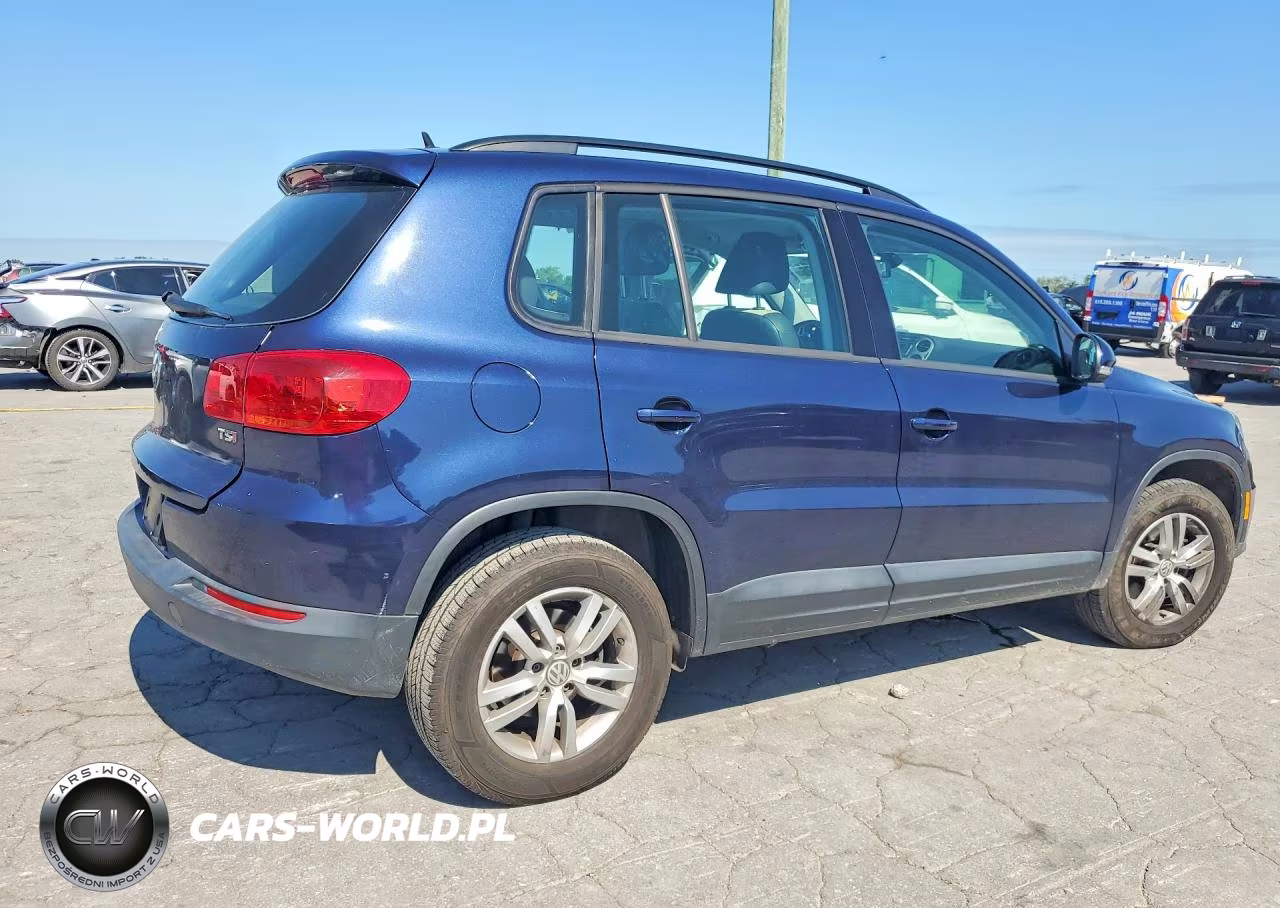 2016 Volkswagen Tiguan S VIN:WVGAV7AX7GW586595 - 3