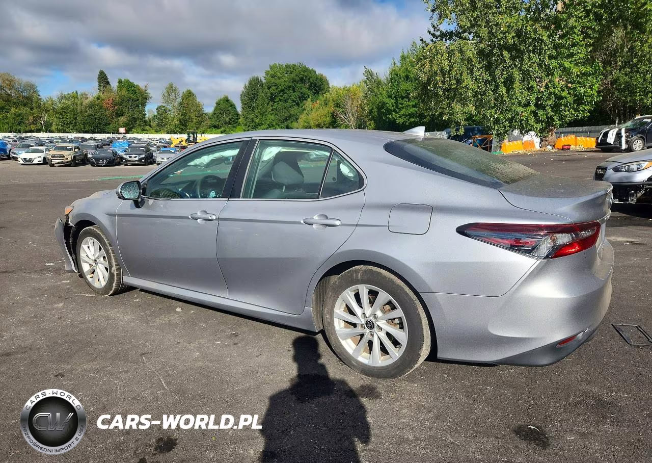 2022 Toyota Camry Le VIN:4T1C11AK7NU629539 - 2
