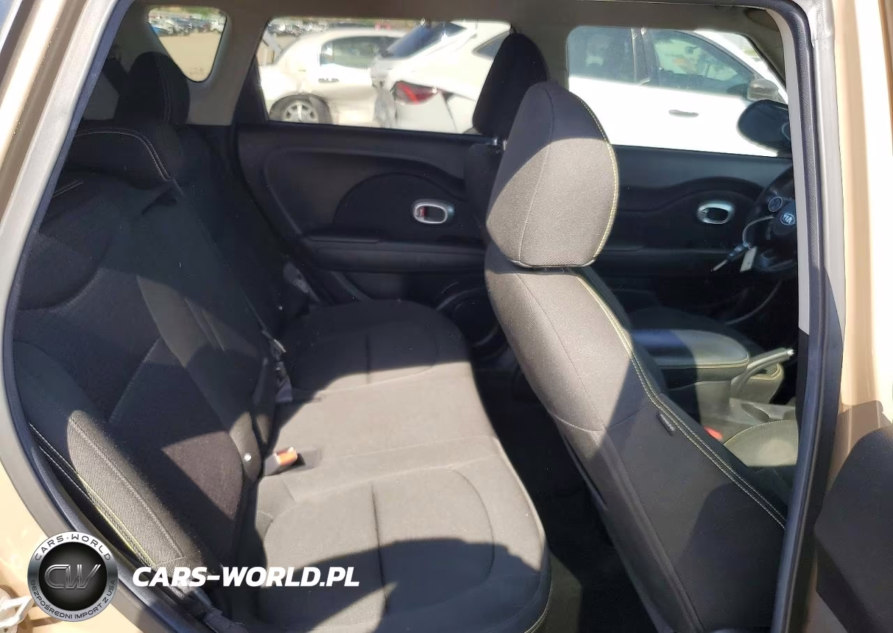2015 Kia Soul + VIN:KNDJP3A56F7177289 - 10