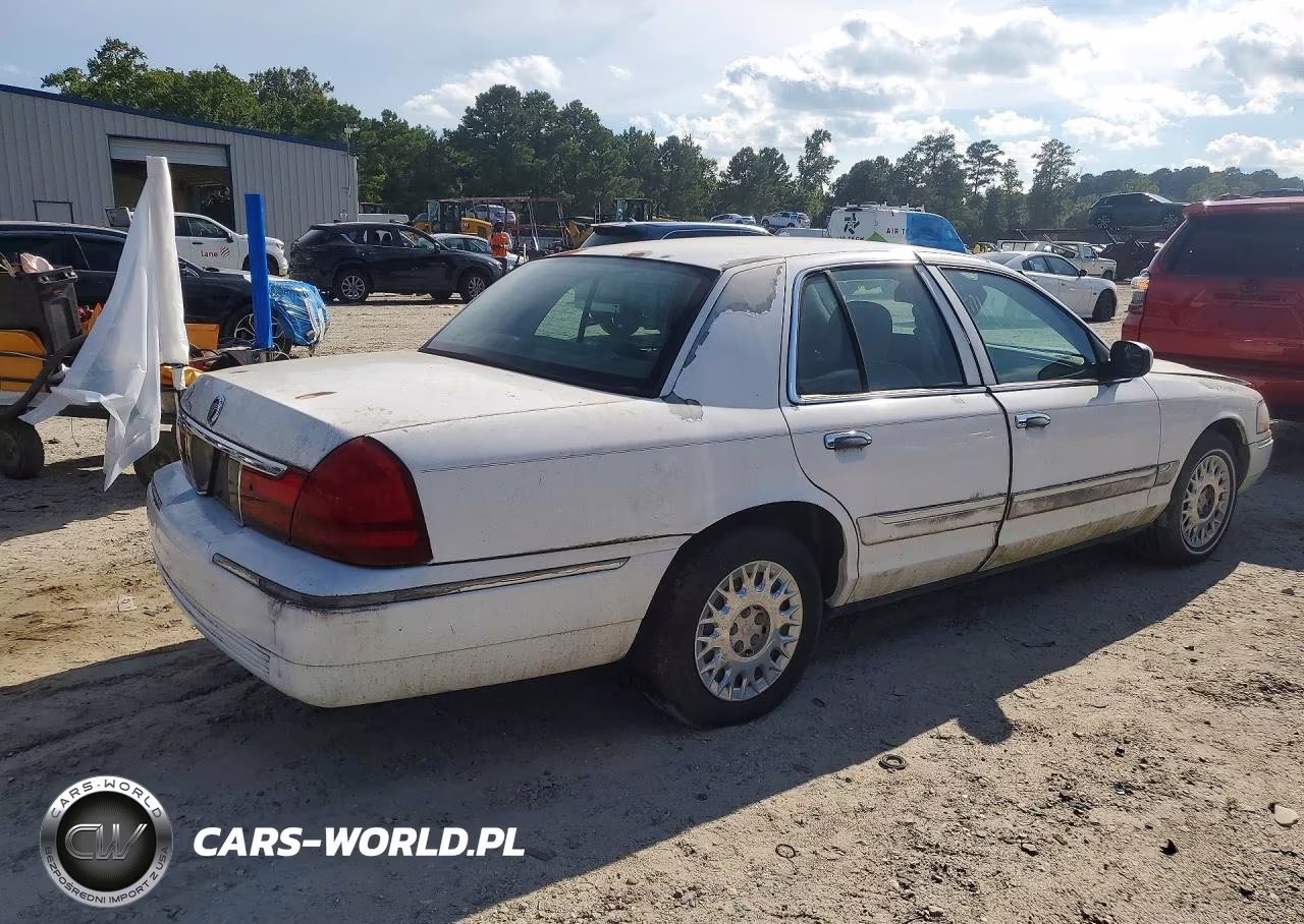 2003 Merc Grand Marquis VIN:2MEFM74W23X680400 - 3