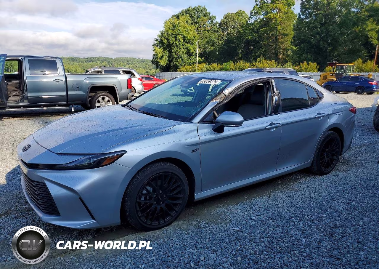 2026 Toyota Camry Le VIN:4T1DAACK7TU667755 - 1