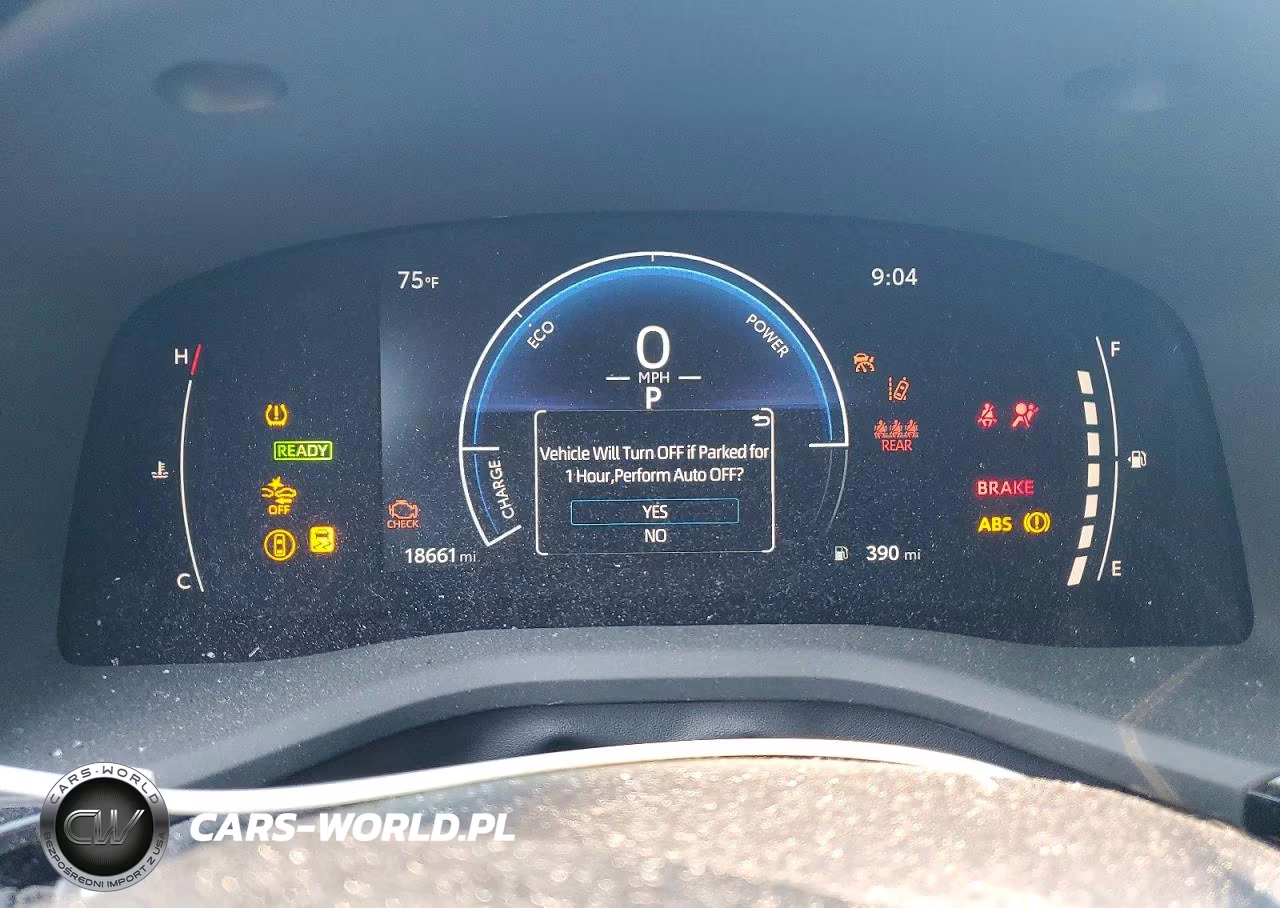 2026 Toyota Camry Le VIN:4T1DAACK7TU667755 - 9