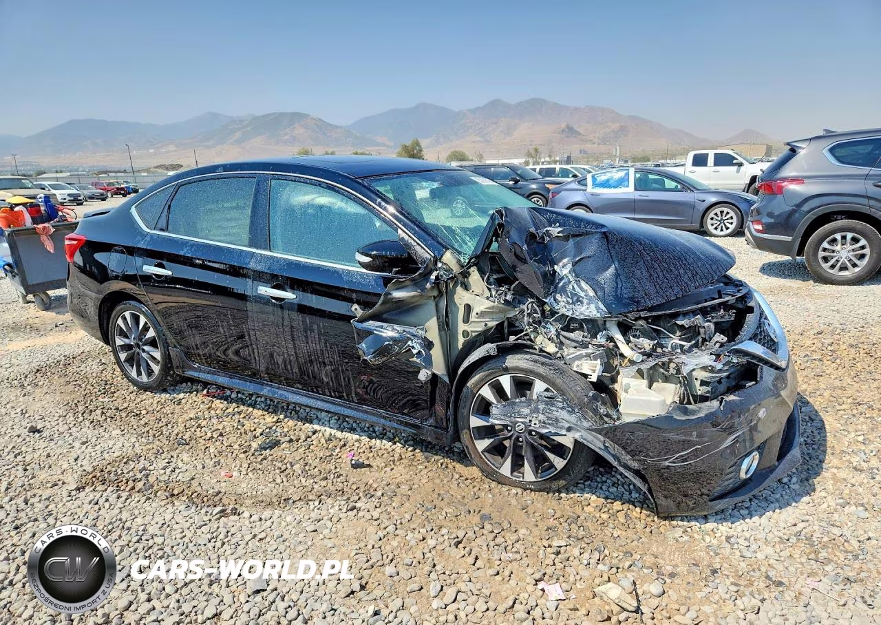 2017 Nissan Sentra Sr Turbo VIN:3N1CB7AP7HY227220 - 4