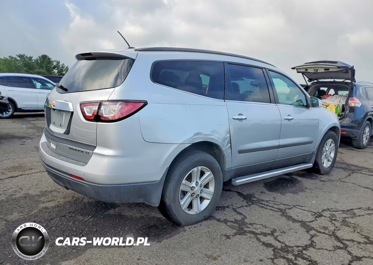 2014 Chevrolet Traverse Lt VIN:1GNKRGKD4EJ145056 - 3