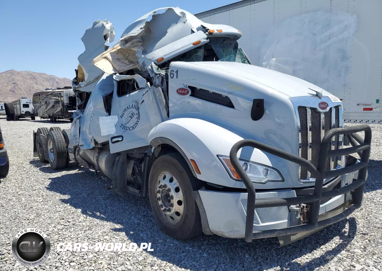 2023 Peterbilt 579 VIN:1XPBDP9XXPD779186 - 1