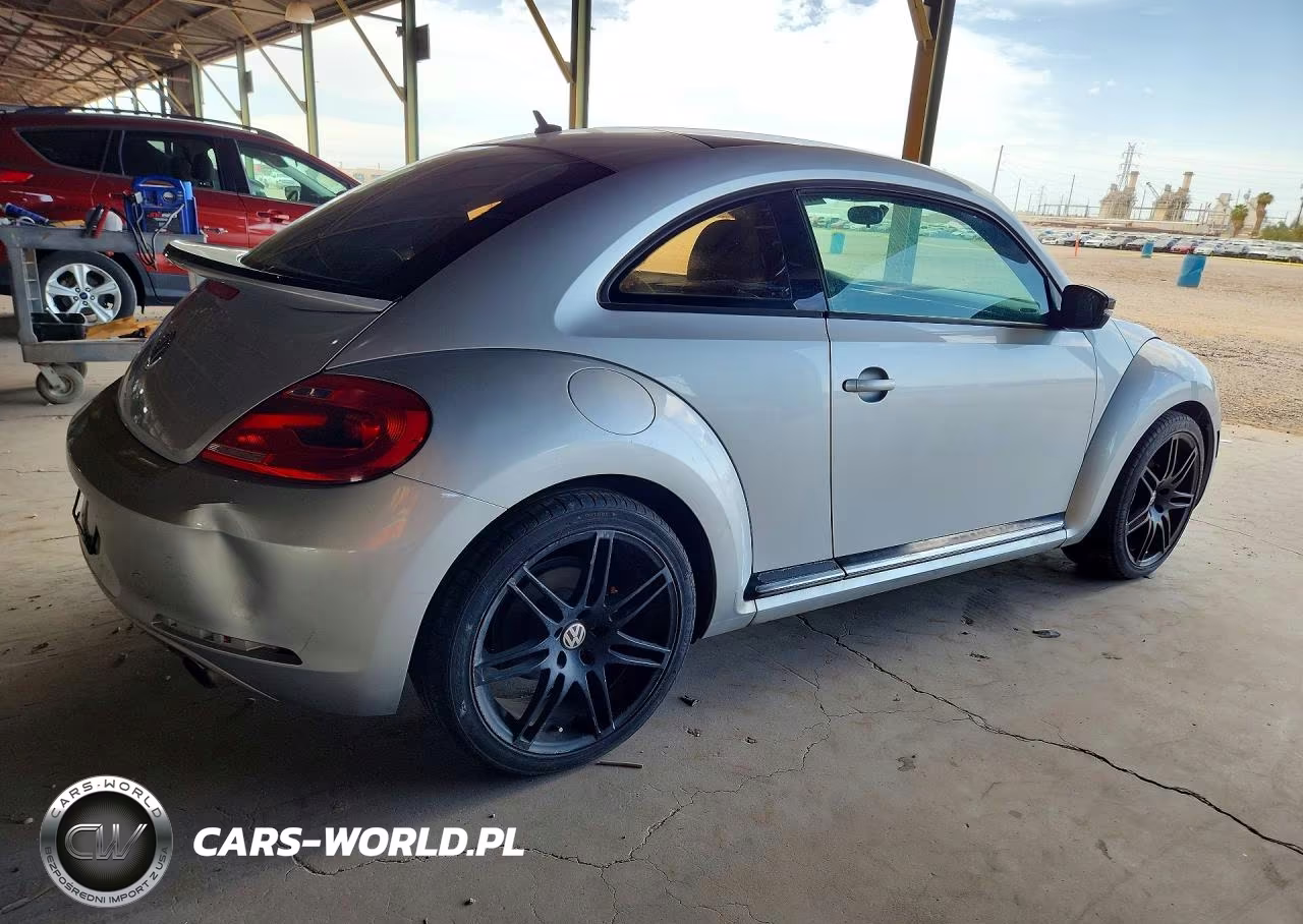 2012 Volkswagen Beetle Turbo VIN:3VWVA7AT8CM614359 - 3