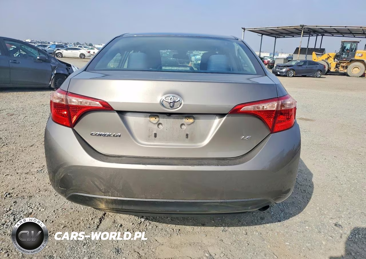 2019 Toyota Corolla Le VIN:5YFBURHE8KP895442 - 6