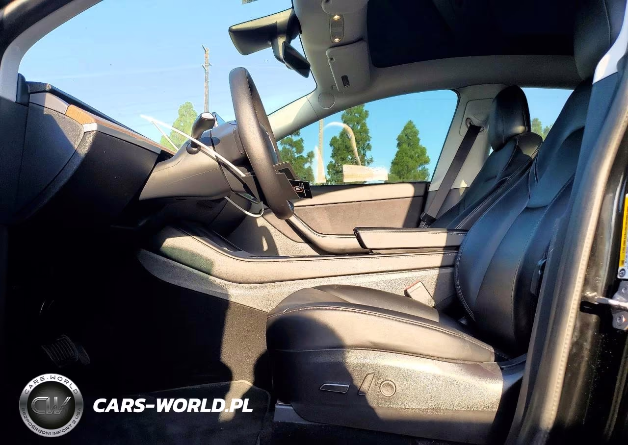 TESLA MODEL Y VIN:5YJYGAEE9MF137910 - 7