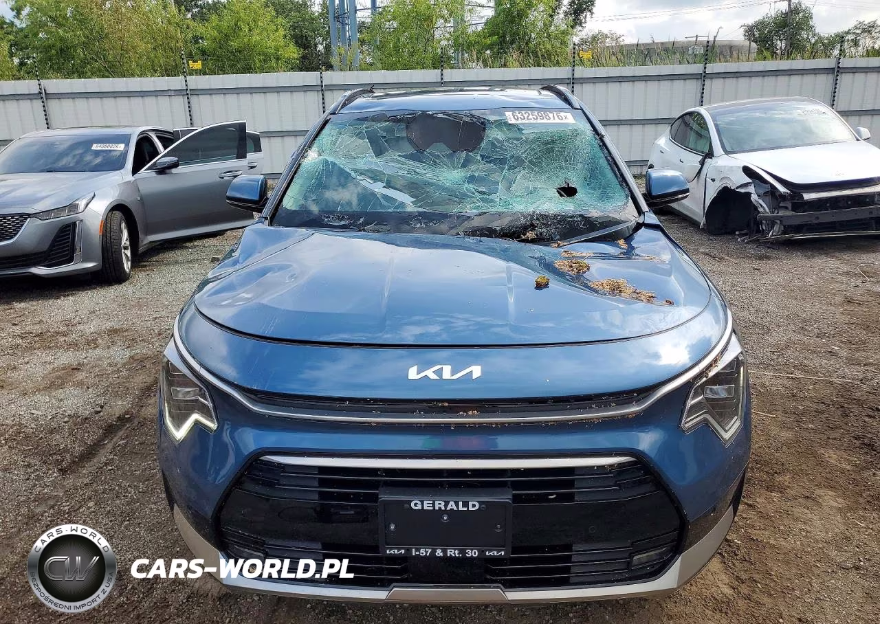 2025 Kia Niro Sx Touring VIN:KNDCT3LE9S5217050 - 5