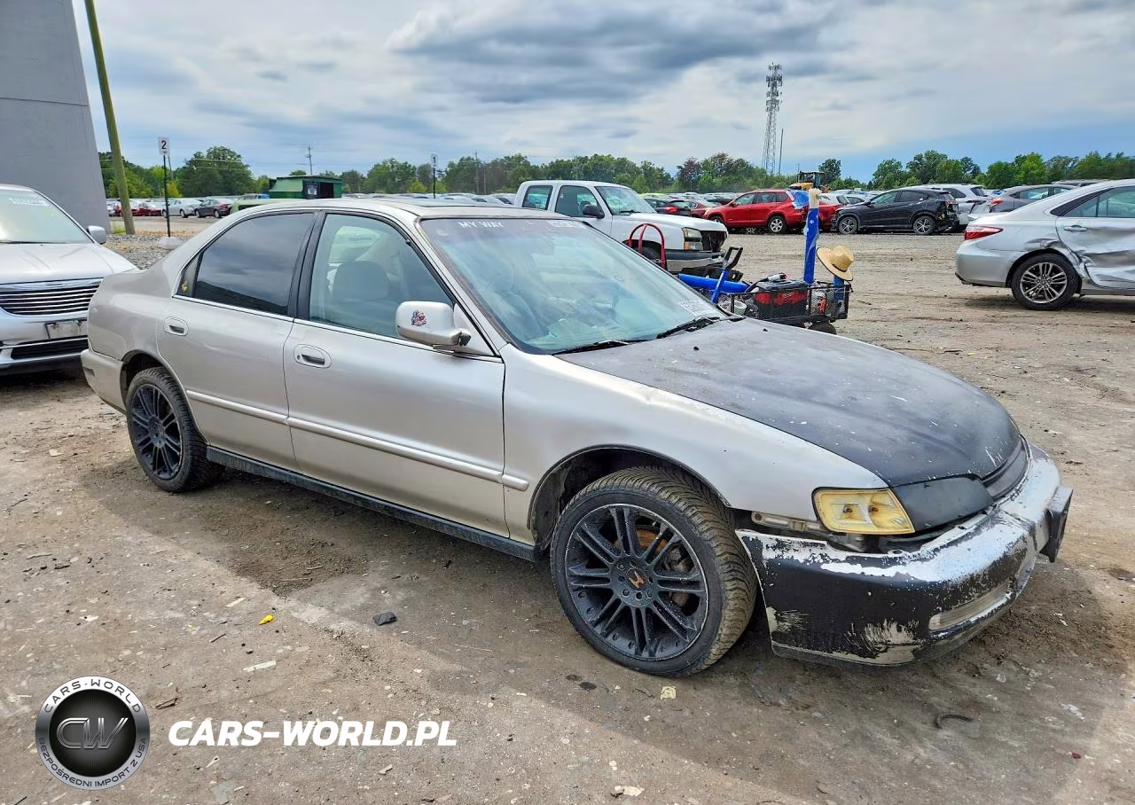 1996 Honda Accord Dx VIN:1HGCD5658TA178661 - 4