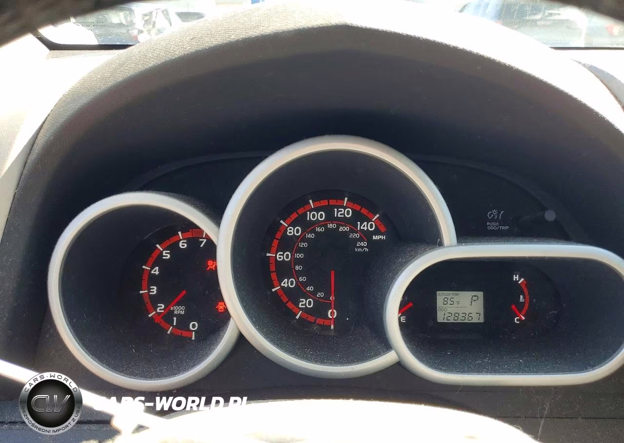 2010 Pontiac Vibe Gt VIN:5Y2SR6E02AZ415554 - 9