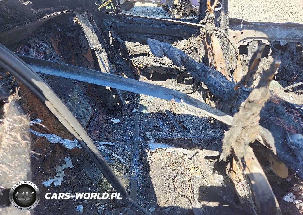 2024 Volvo V60 Polestar Engineered VIN:YV1H60EP7R1615864 - 11