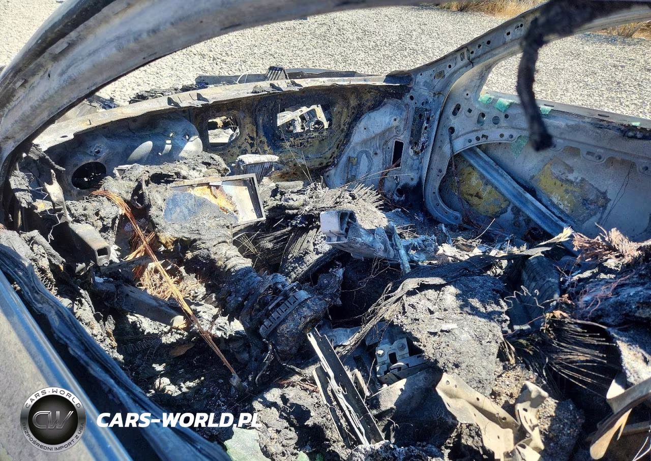 2024 Volvo V60 Polestar Engineered VIN:YV1H60EP7R1615864 - 8