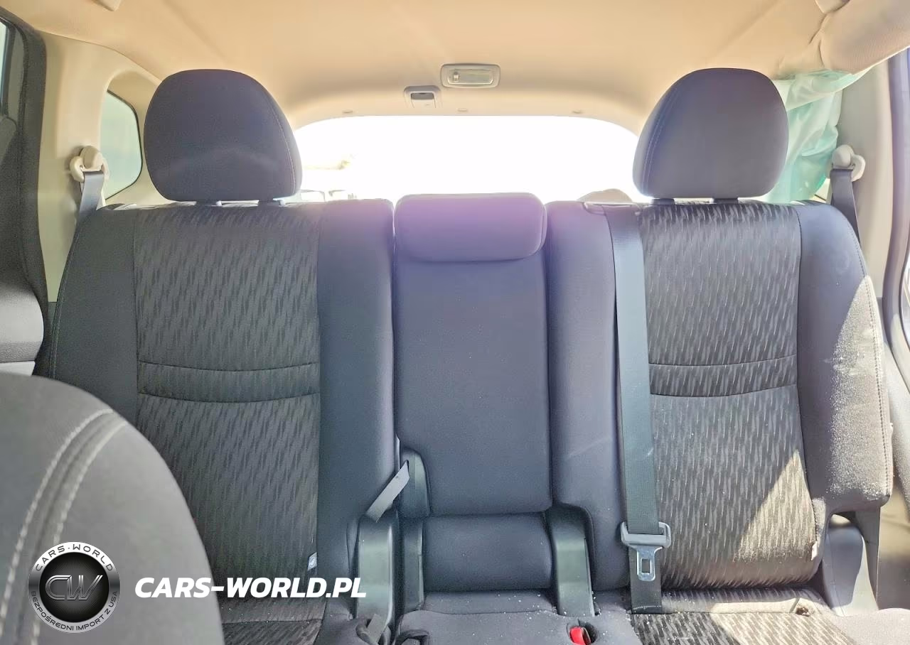 2018 Nissan Rogue S VIN:5N1AT2MT2JC754959 - 10