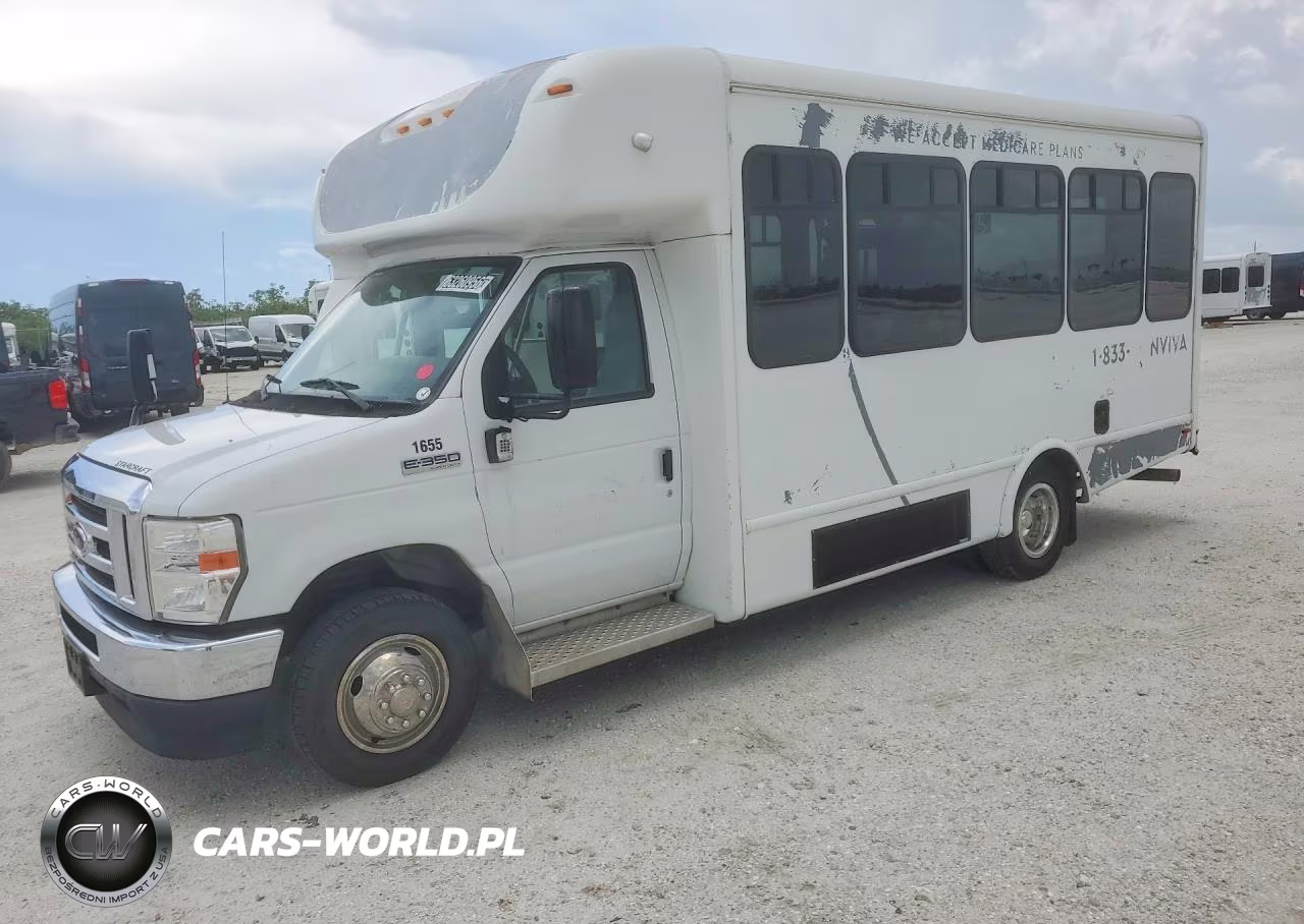 2021 Ford Econoline E350 Super Duty Cutaway Van