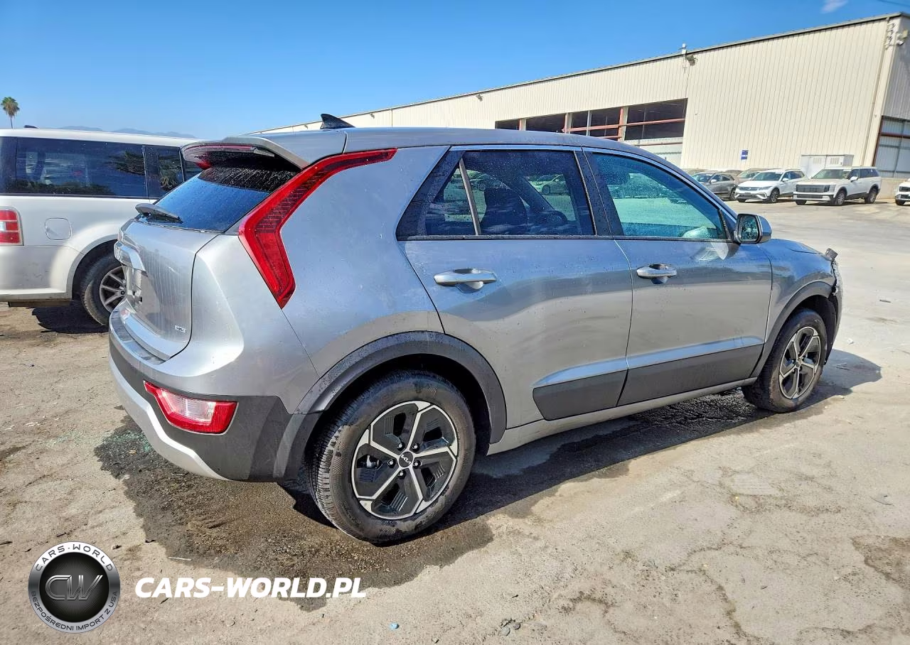 2026 Kia Niro Lx VIN:KNDCP3LE7T5346023 - 3