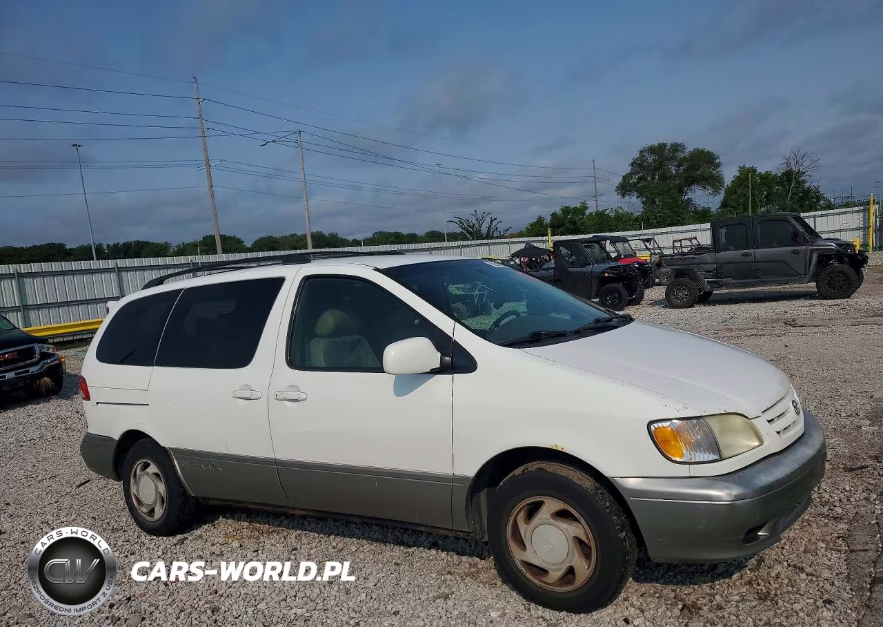 2002 Toyota Sienna Le VIN:4T3ZF13C72U495927 - 4