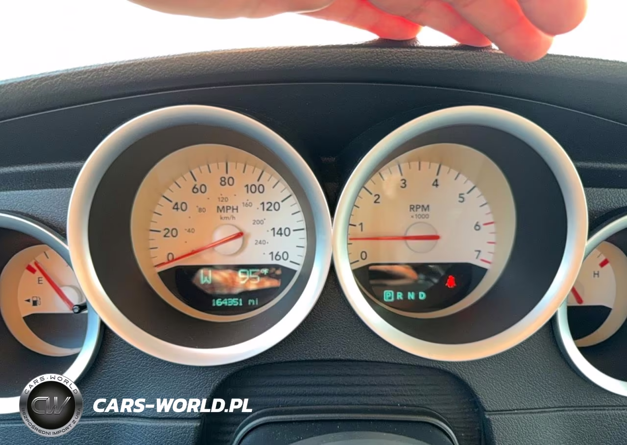 2006 Dodge Charger R-T VIN:2B3LA53H26H427128 - 8