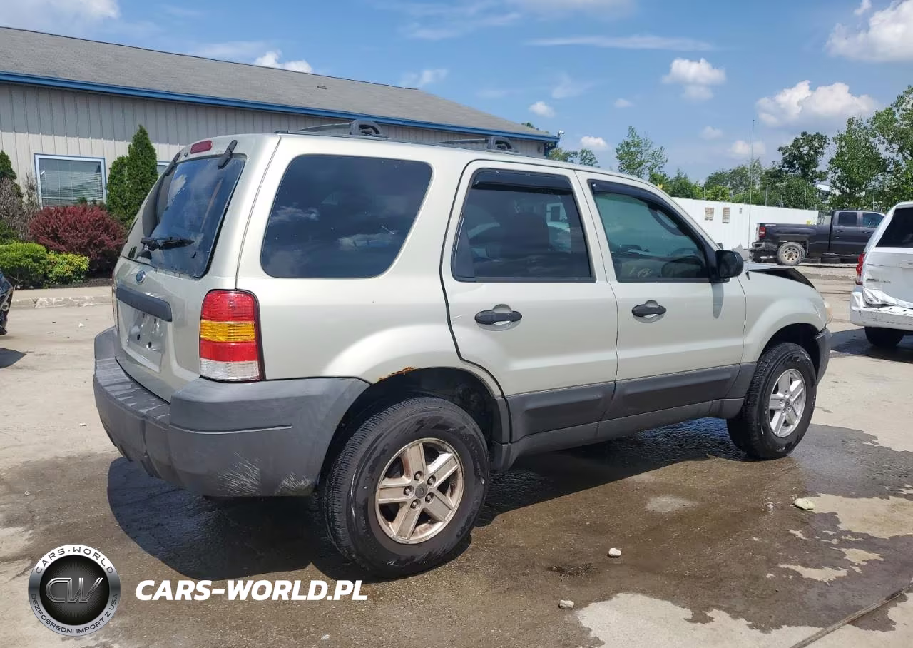 2005 Ford Escape Xls VIN:1FMYU02Z35KA02044 - 3