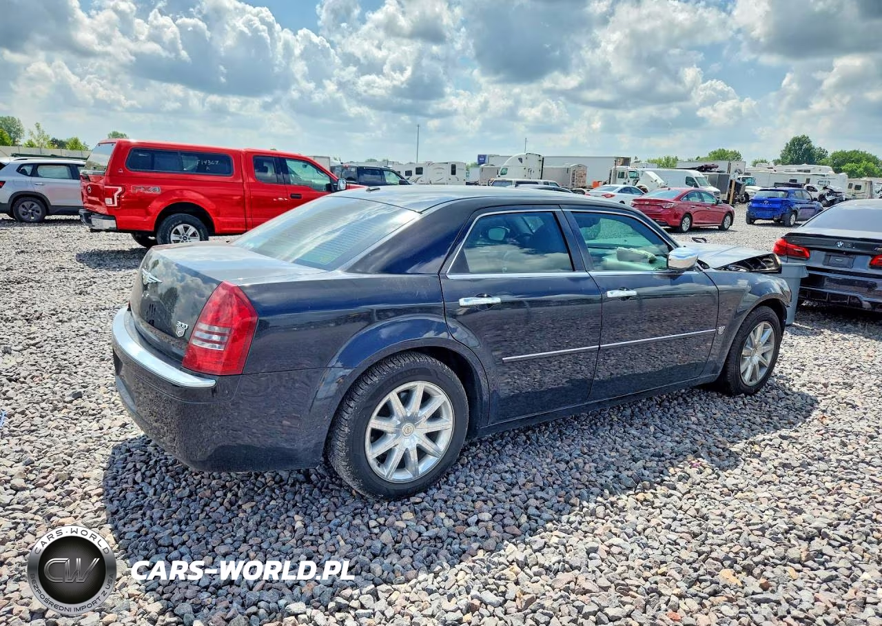 2007 Chrysler 300C VIN:2C3KA63H77H897158 - 3