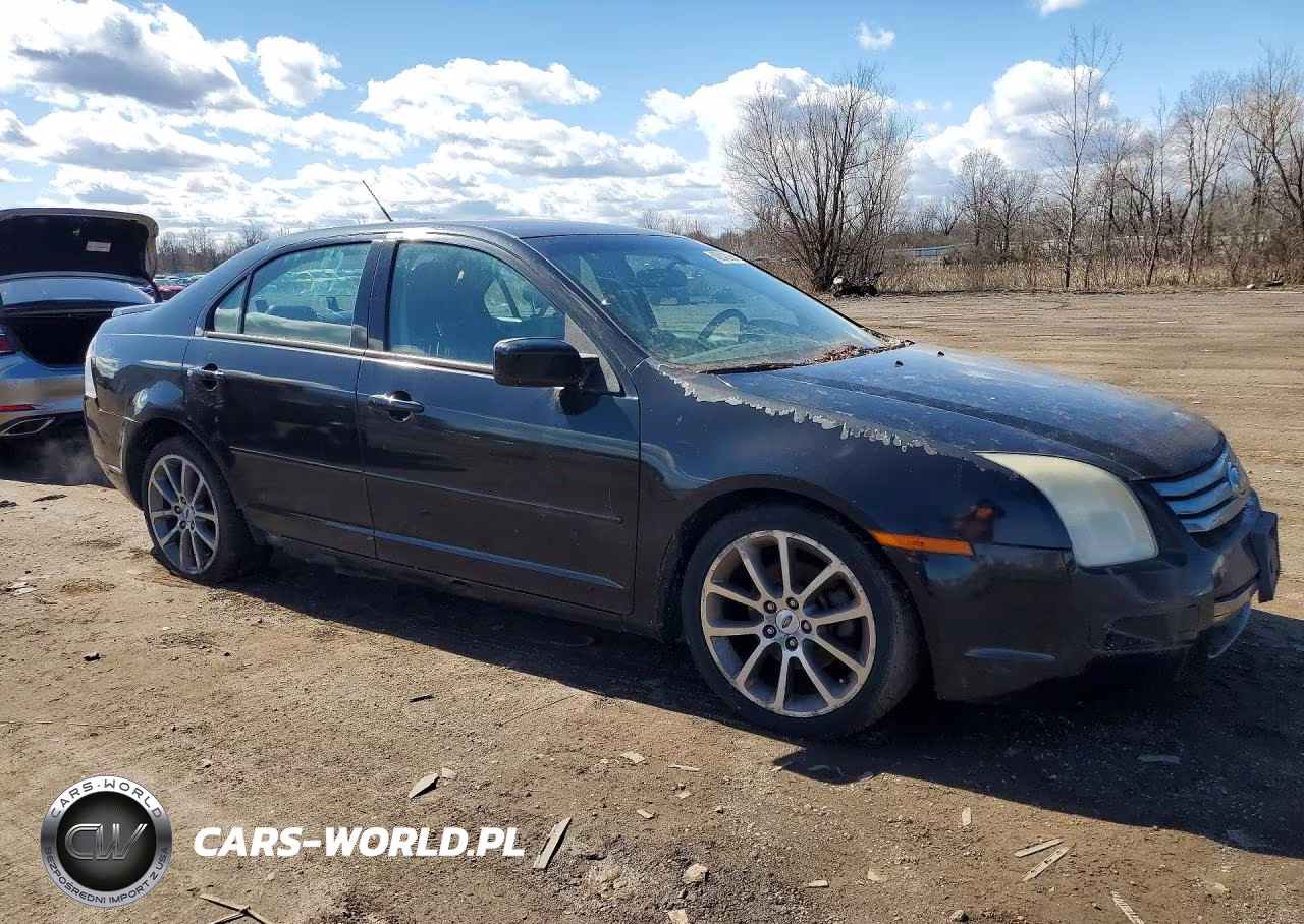 2009 Ford Focus VIN:3FAHP07Z09R186614 - 12