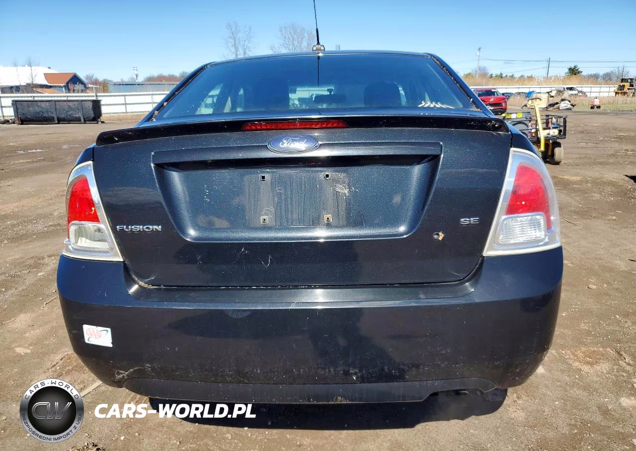 2009 Ford Focus VIN:3FAHP07Z09R186614 - 18