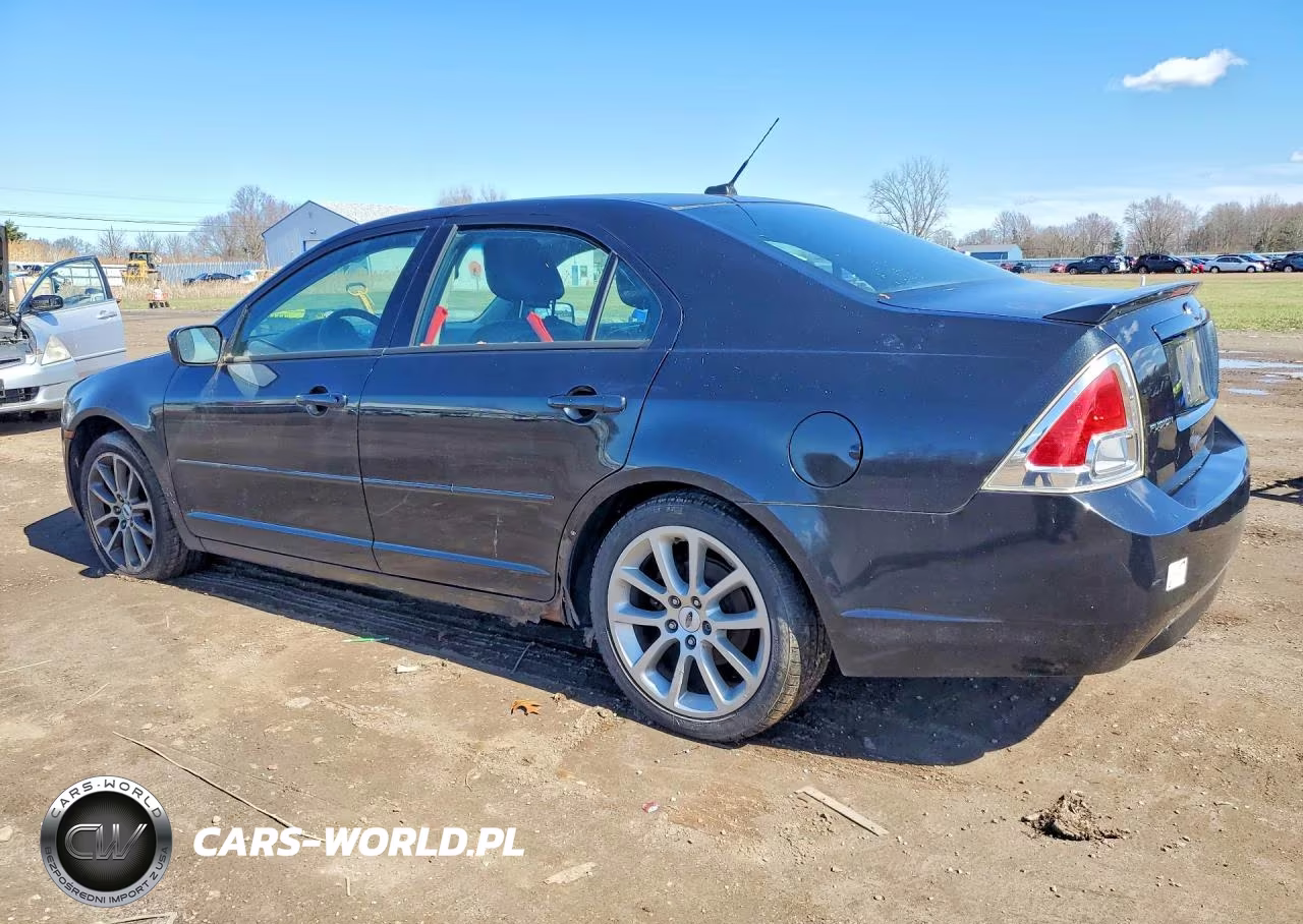 2009 Ford Focus VIN:3FAHP07Z09R186614 - 5