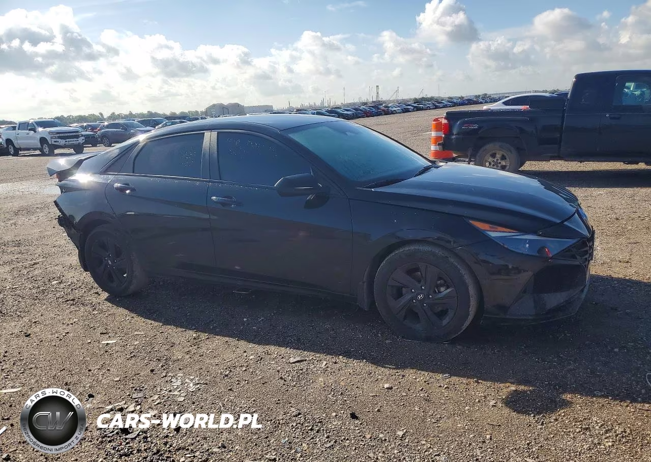 2023 Hyundai Elantra Sel VIN:KMHLM4AG0PU607762 - 4