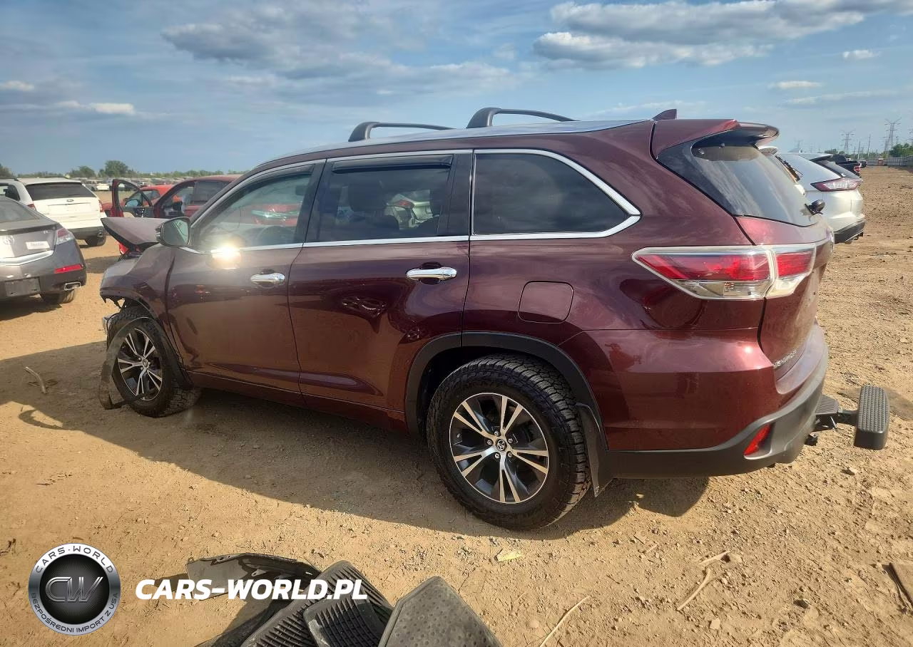 2016 Toyota Highlander Xle VIN:5TDJKRFH8GS304779 - 3