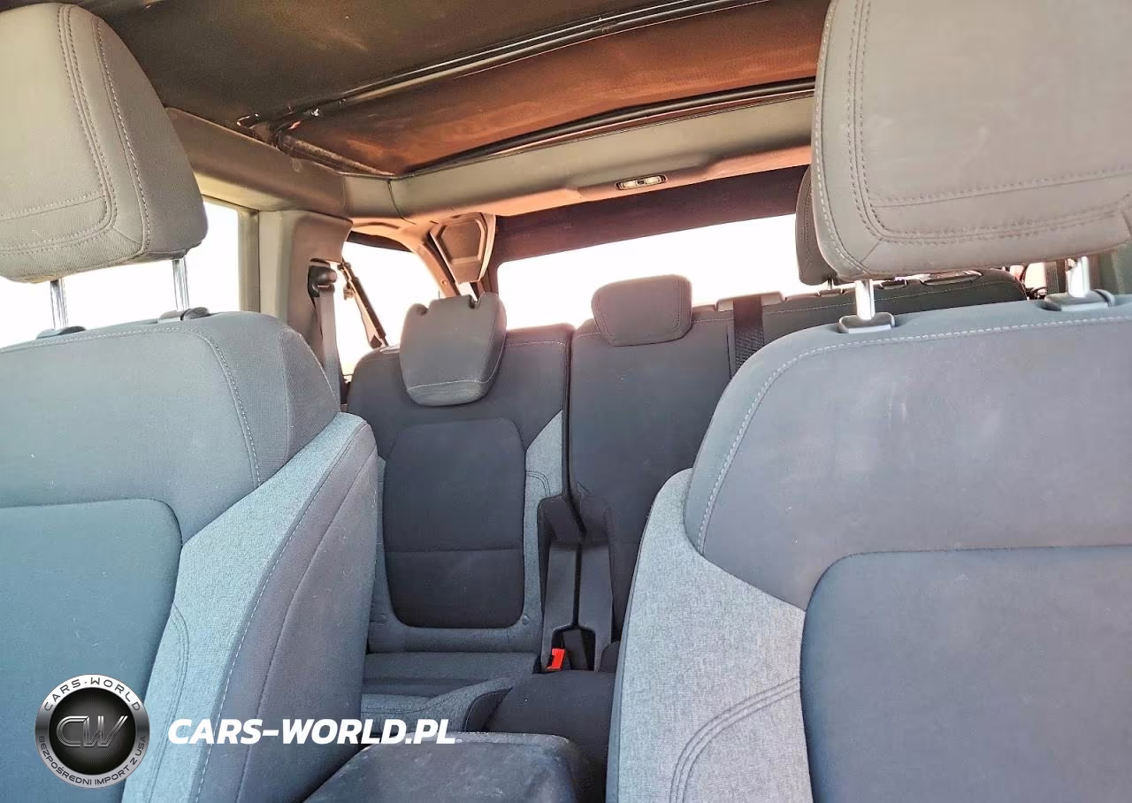 2021 Ford Bronco Base VIN:1FMDE5DH8MLA97092 - 10