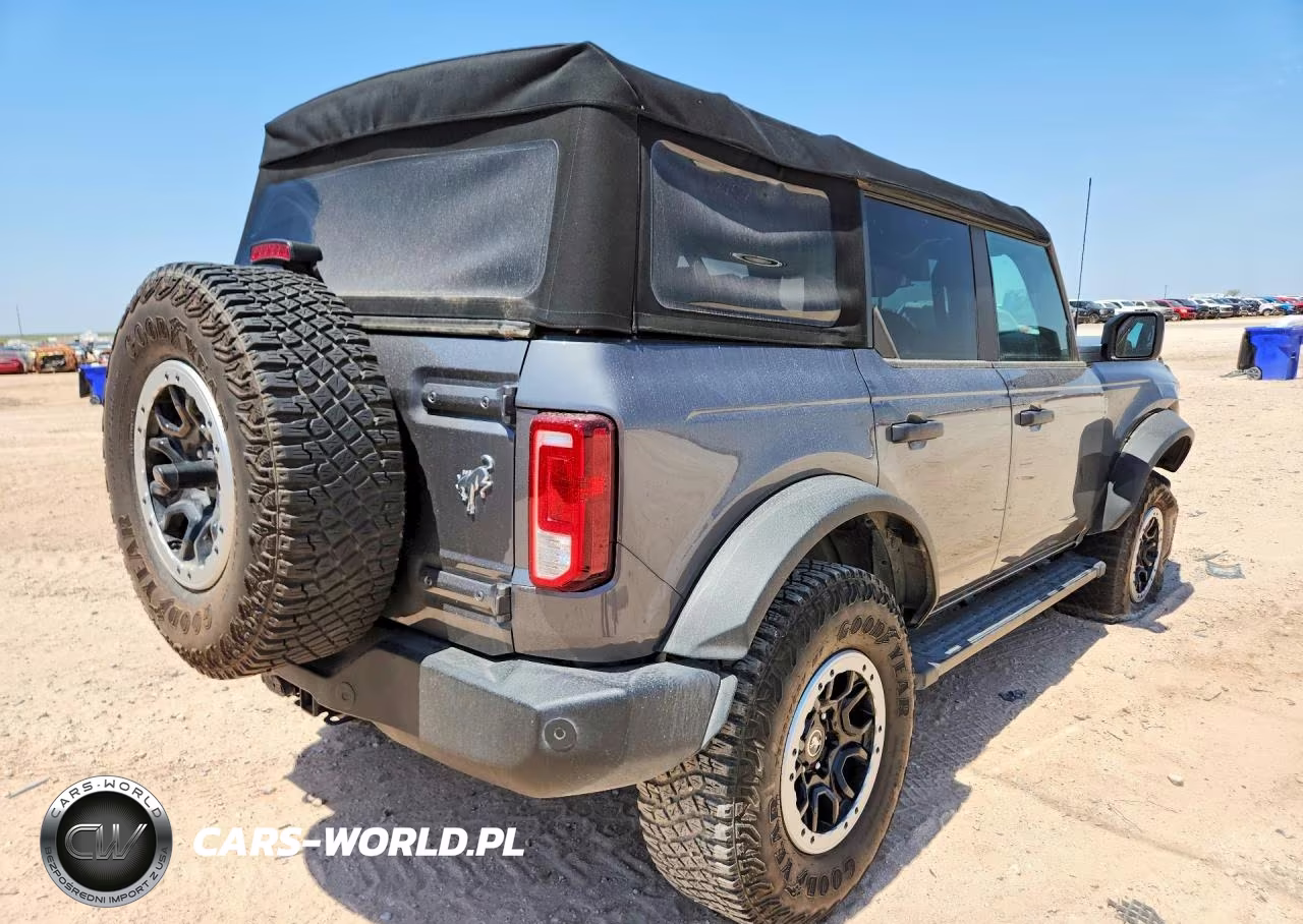 2021 Ford Bronco Base VIN:1FMDE5DH8MLA97092 - 3