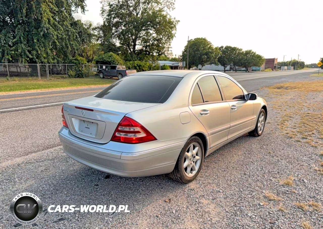 2003 Mercedes-Benz C 240 VIN:WDBRF61JX3F351952 - 4
