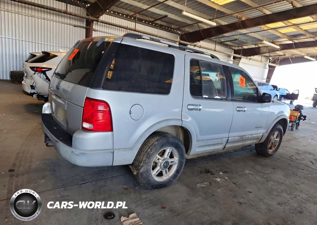 2002 Ford Explorer Xlt VIN:1FMZU73E72UA11483 - 3
