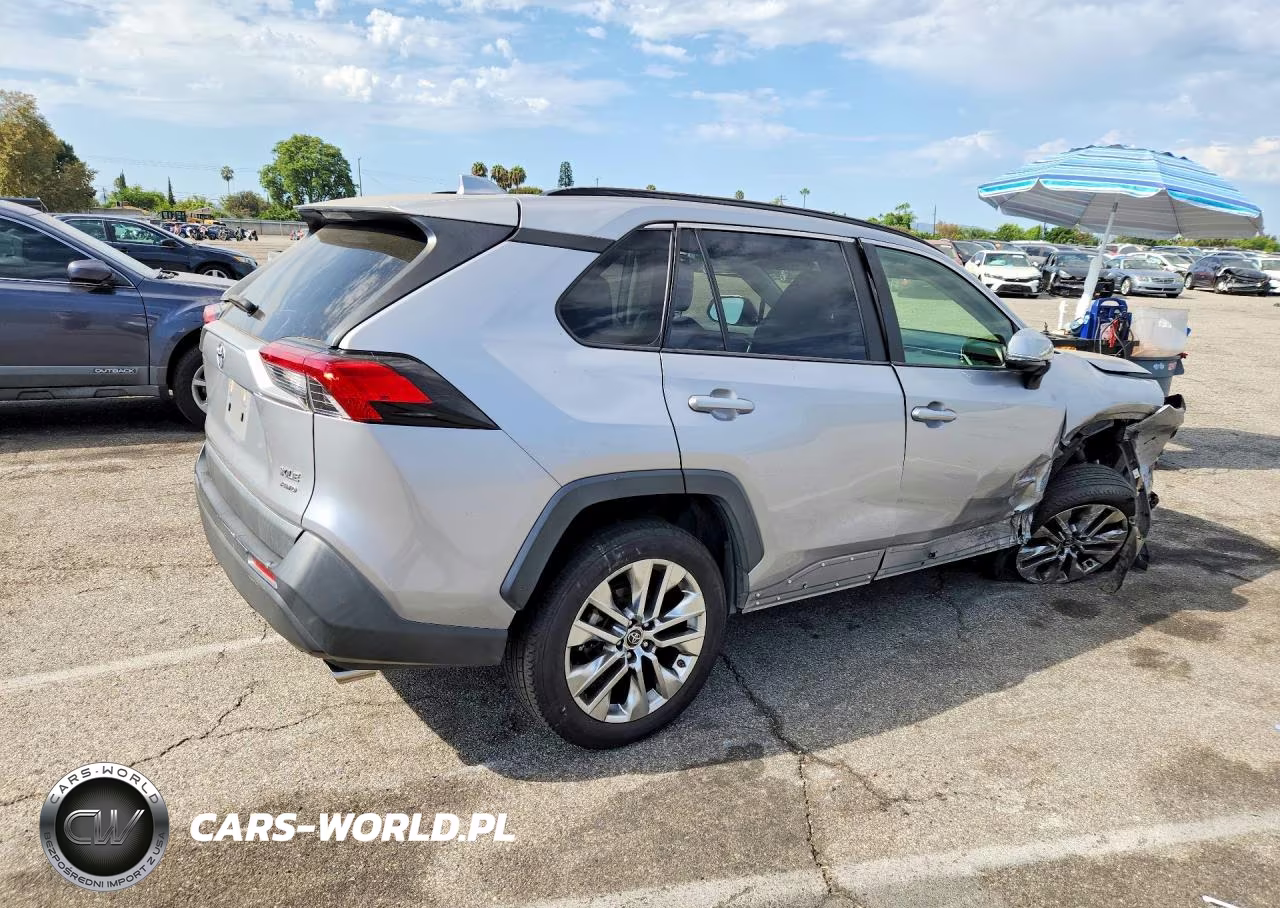 2019 Toyota Rav4 Xle Premium VIN:JTMA1RFV5KD511515 - 3