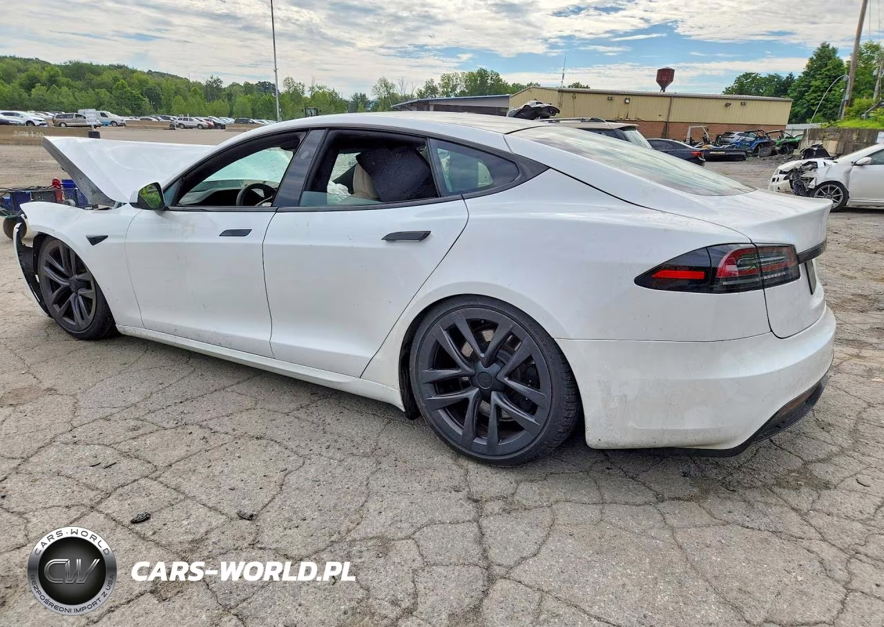 2024 Tesla Model S VIN:5YJSA1E50RF537062 - 2