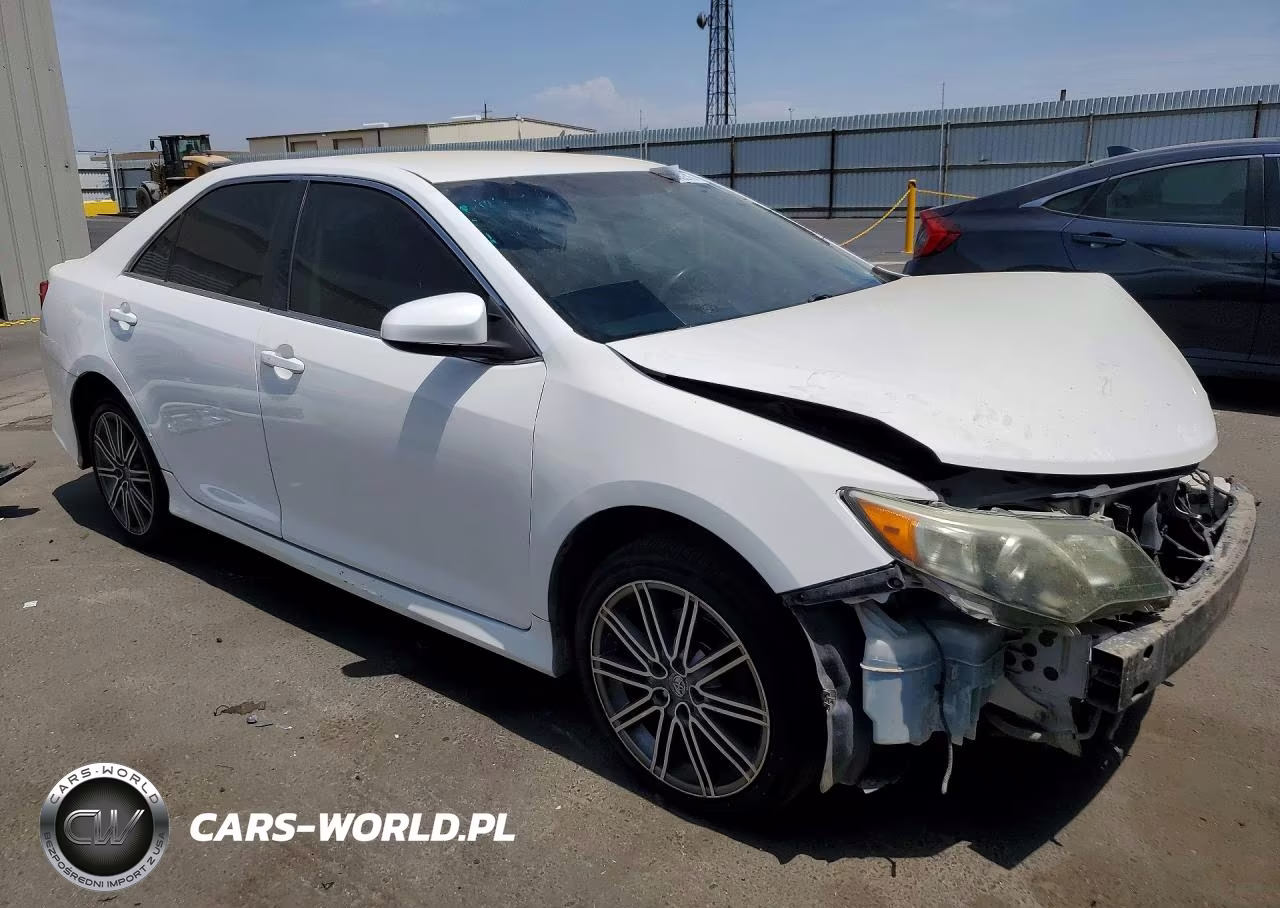 2014 Toyota Camry Se VIN:4T1BF1FK9EU333380 - 4